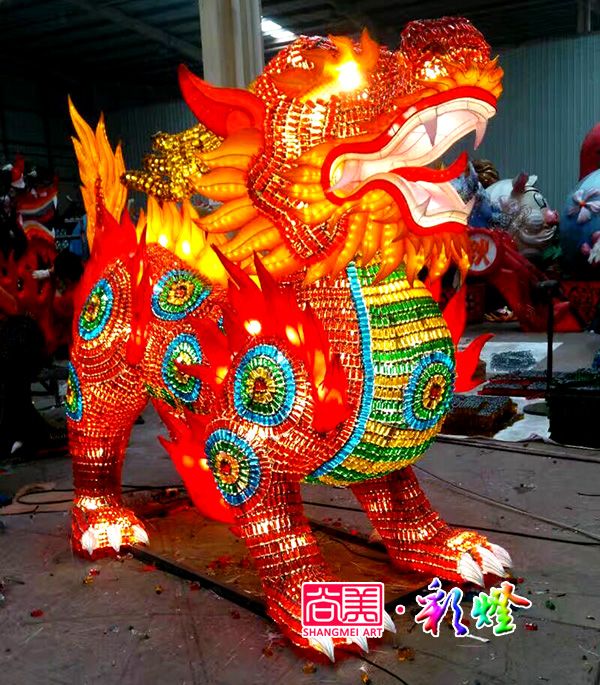 用什么材質做花燈彩燈是自貢人想不到的？創(chuàng)意成就一方產(chǎn)業(yè)